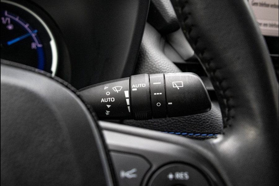 Toyota RAV4 2.5 Hybrid Style I Camera I JBL I Half Leder I Adaptive Cruise I Stoelverwarming I CarPlay I Keyless