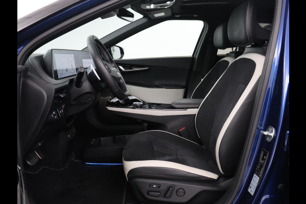 Kia EV6 GT-Line 77.4 kWh | SOH 95,1% | Panoramadak | Memory | Stuur/stoel verwarming | Stoel ventilatie| Meridian sound | Adaptive cruise | Head-up | Carplay | Sfeerverlichting | 360 camera | Park assist