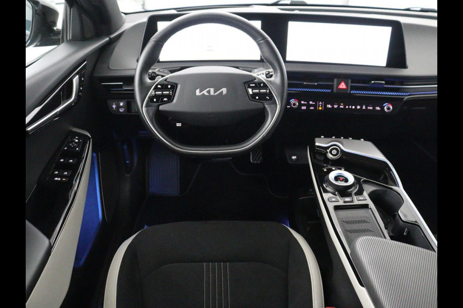 Kia EV6 GT-Line 77.4 kWh | SOH 95,1% | Panoramadak | Memory | Stuur/stoel verwarming | Stoel ventilatie| Meridian sound | Adaptive cruise | Head-up | Carplay | Sfeerverlichting | 360 camera | Park assist