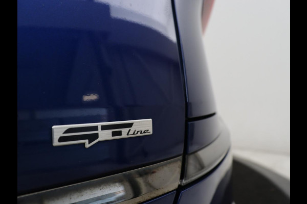 Kia EV6 GT-Line 77.4 kWh | SOH 95,1% | Panoramadak | Memory | Stuur/stoel verwarming | Stoel ventilatie| Meridian sound | Adaptive cruise | Head-up | Carplay | Sfeerverlichting | 360 camera | Park assist