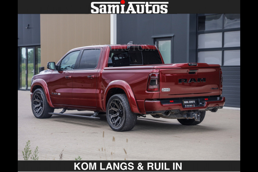 Dodge Ram LONGHORN | WIDE BODY | 5.7 V8 | BREDE WIELEN | BOM VOL | HUD | BRUIN LEDER | LUCHTVERING | PANODAK | RONDOM CAMERA | OPEN UITLAA DUBBELE CABINE | 5 PERSOONS | CREW CAB DC | SPECIAL ONE | DEALER ONDERHOUDEN | Eerste eigenaar |