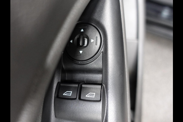 Ford Transit Connect 1.5 EcoBlue L2 Trend Navigatie Airco Camera Bluetooth Carplay 3Zits Trekaak Parkeersensoren