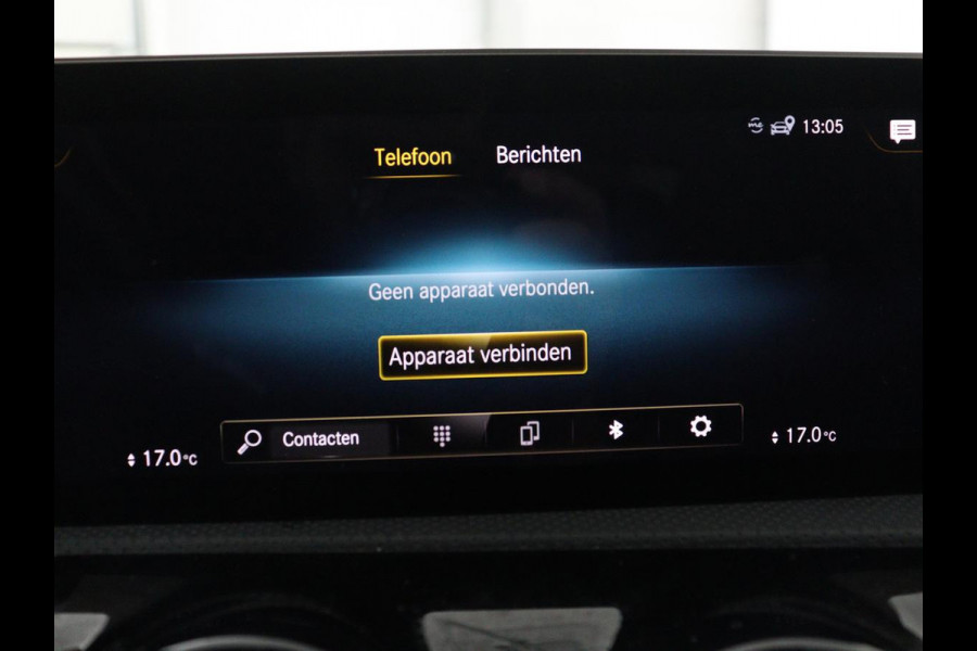 Mercedes-Benz CLA-Klasse 180 Business Solution AMG | Panoramadak | Leder/alcantara | Stoelverwarming | Cruise control | Navigatie | Carplay | Climate control | Camera | Park assist