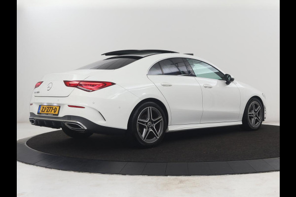 Mercedes-Benz CLA-Klasse 180 Business Solution AMG | Panoramadak | Leder/alcantara | Stoelverwarming | Cruise control | Navigatie | Carplay | Climate control | Camera | Park assist