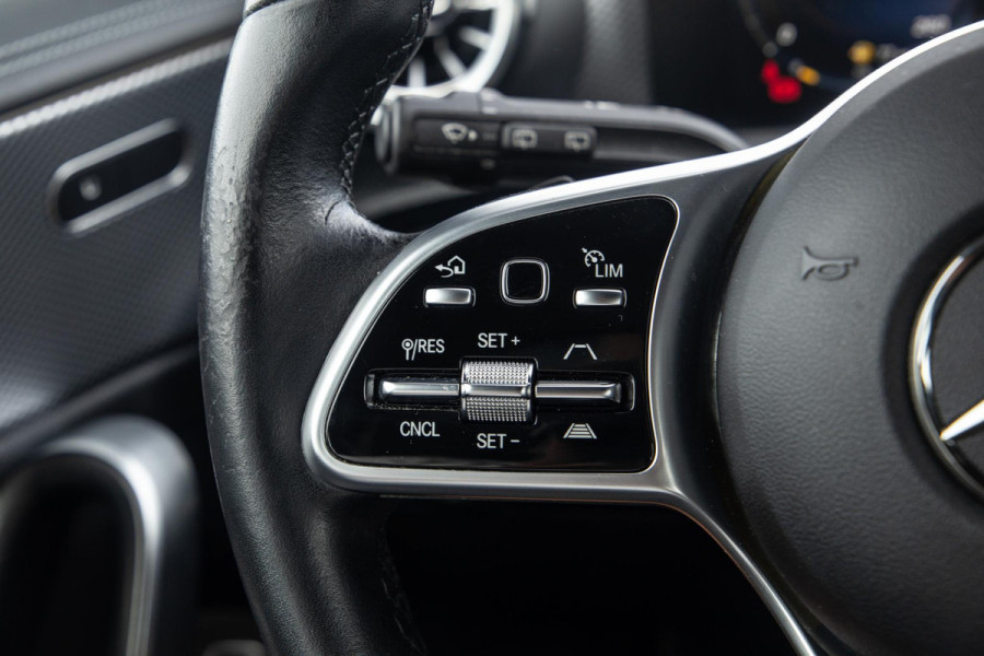 Mercedes-Benz CLA-Klasse Shooting Brake 250 e Business Solution CARPLAY / TREKHAAK / AMBIENT LIGHTING / CAMERA