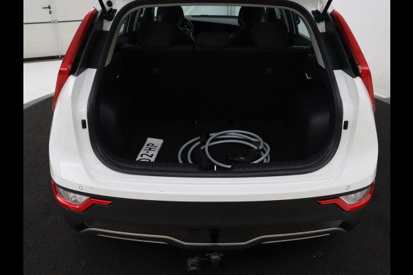 Kia Niro EV Light Edition 64.8 kWh | SOH 98,0% | Adaptive cruise | Lane assist | Carplay | Climate control | Virtueel dashboard | Camera | Park assist | Trekhaak