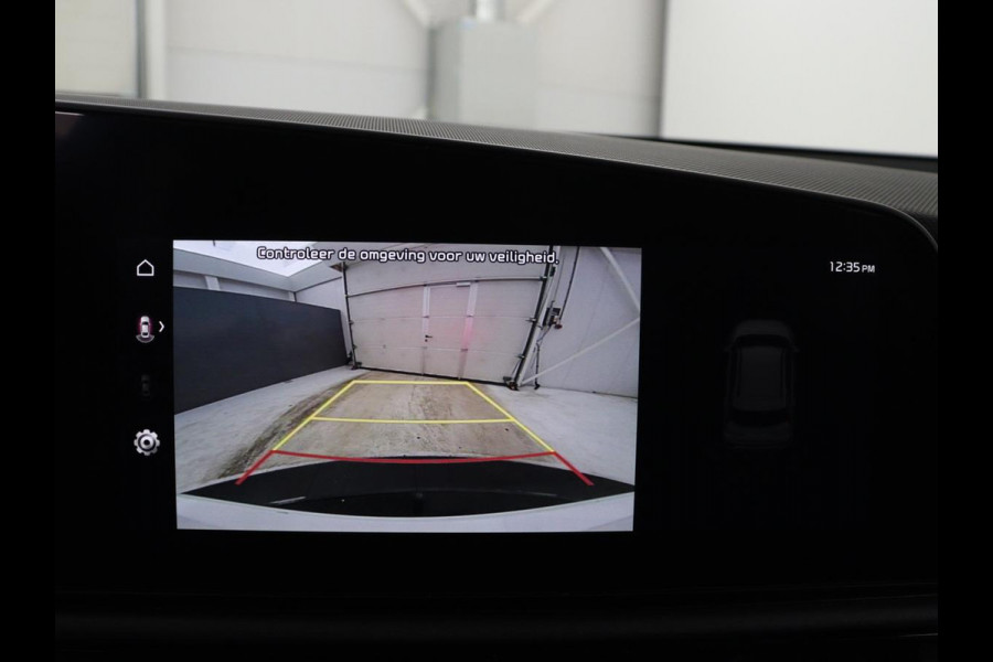 Kia Niro EV Light Edition 64.8 kWh | SOH 98,0% | Adaptive cruise | Lane assist | Carplay | Climate control | Virtueel dashboard | Camera | Park assist | Trekhaak