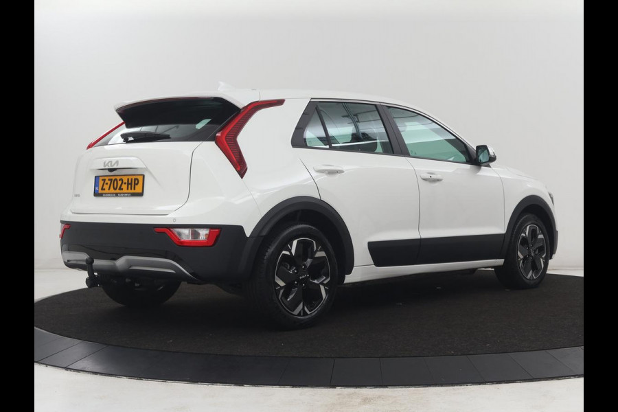 Kia Niro EV Light Edition 64.8 kWh | SOH 98,0% | Adaptive cruise | Lane assist | Carplay | Climate control | Virtueel dashboard | Camera | Park assist | Trekhaak