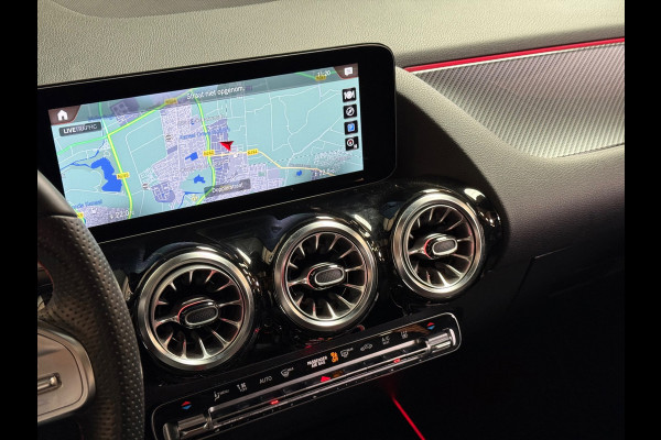 Mercedes-Benz GLA GLA 250 e AMG Line | Pano | HUD | Sfeerverlichting | Camera | Memory Seats