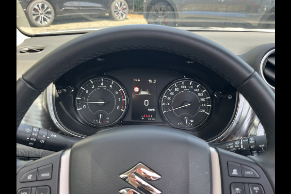 Suzuki Vitara 1.4 Boosterjet Smart Hybrid Style Automaat | €2.000,- voordeel | Meerdere kleuren leverbaar | Pano | Adapt. Cruise | Camera | Dodehoek | Rijstrook | Stoelverwarming | etc. etc.