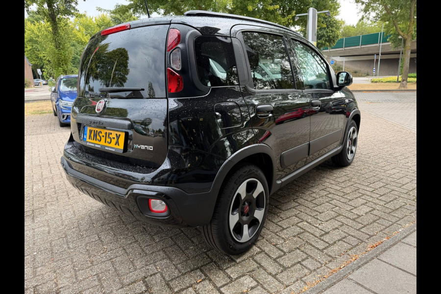 Fiat Panda 1.0 Hybrid Cross, Rijklaarprijs / 12 mnd Bovag garantie