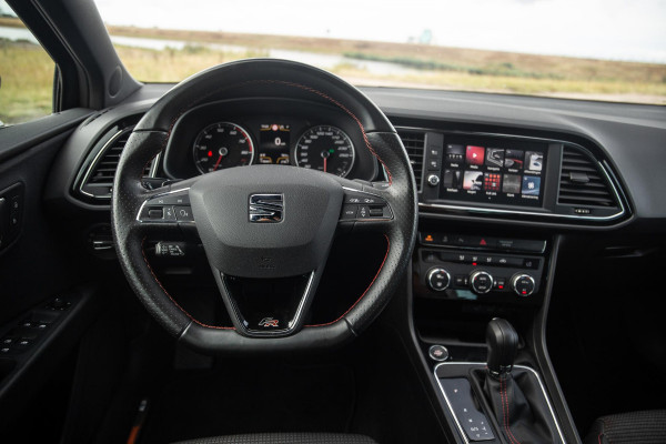 Seat Leon 1.4 EcoTSI FR Business Intense CARPLAY / CRUISE CONTROLE / PERFECT ONDERHOUDEN / AUTOMAAT