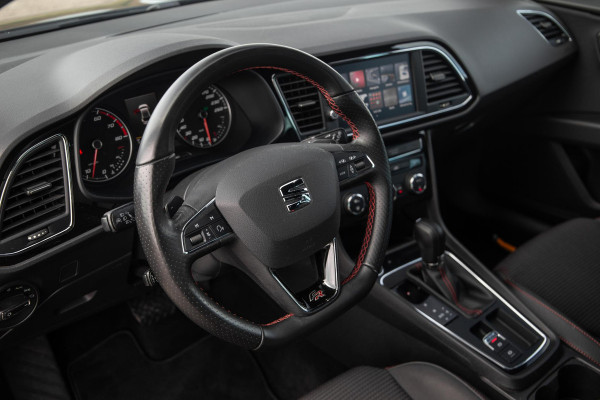 Seat Leon 1.4 EcoTSI FR Business Intense CARPLAY / CRUISE CONTROLE / PERFECT ONDERHOUDEN / AUTOMAAT
