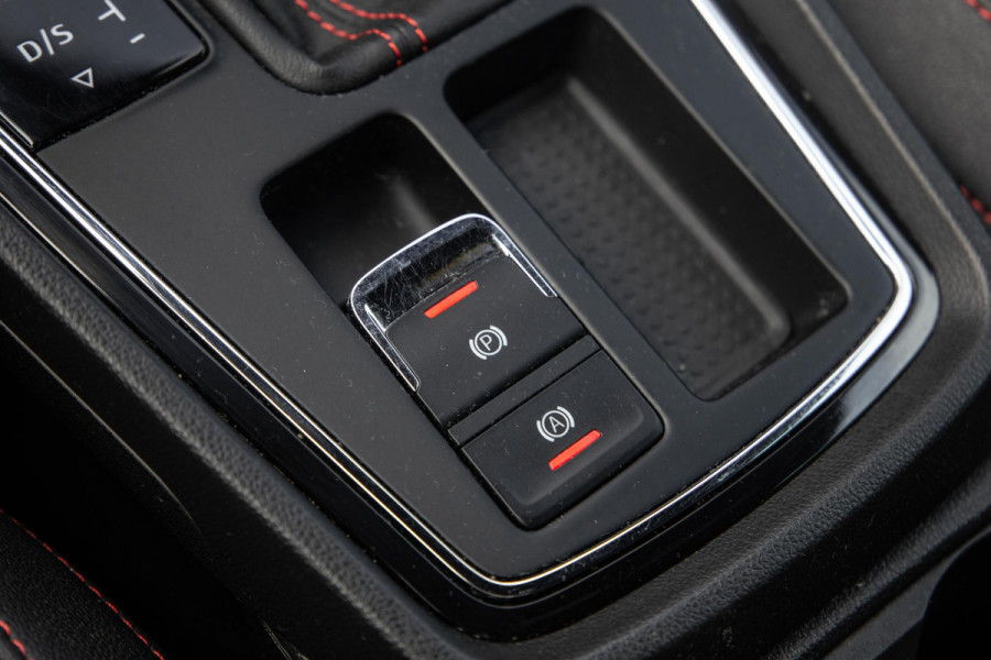 Seat Leon 1.4 EcoTSI FR Business Intense CARPLAY / CRUISE CONTROLE / PERFECT ONDERHOUDEN / AUTOMAAT