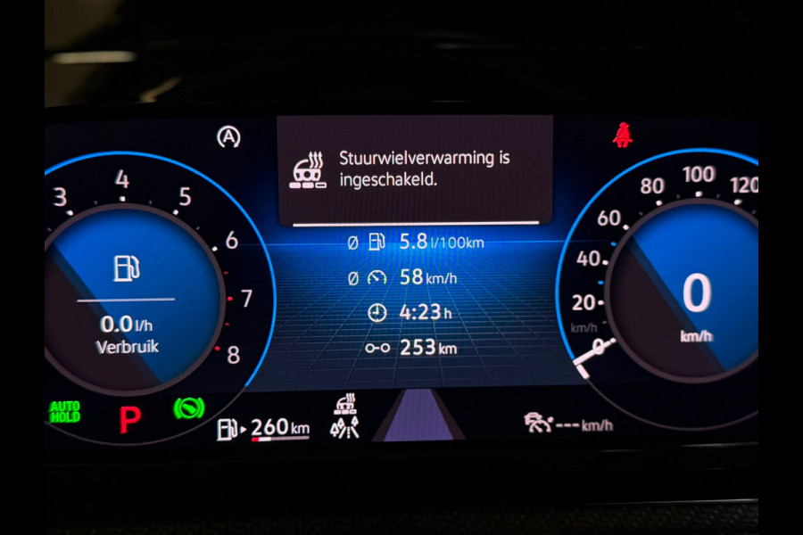 Volkswagen Golf GERESERVEERD! 1.5 eTSI R-Line 3X R-Line |BTW|PANO|IQ LIGHTS|VIRTUAL|SFEERVERLICHTING|CARPLAY|CAMERA|DEAL