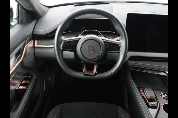 ZEEKR 001 AWD Performance 100 kWh | SOH 98,1% | Panoramadak | Leder/alcantara | Memory | Stoelverwarming | Adapive cruise | Dodehoek | Head-up | Sfeerverlichting | Carplay | 360 camera | Park assist