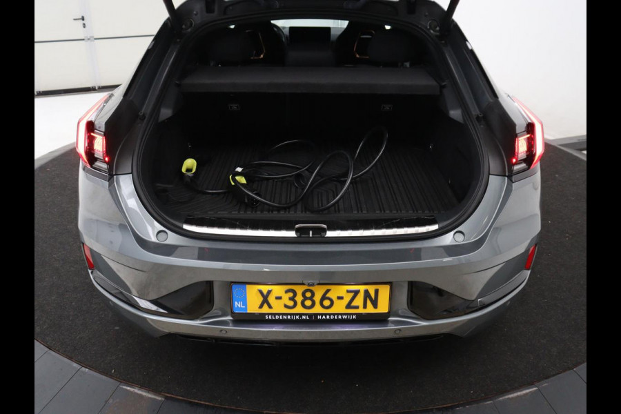 ZEEKR 001 AWD Performance 100 kWh | SOH 98,1% | Panoramadak | Leder/alcantara | Memory | Stoelverwarming | Adapive cruise | Dodehoek | Head-up | Sfeerverlichting | Carplay | 360 camera | Park assist