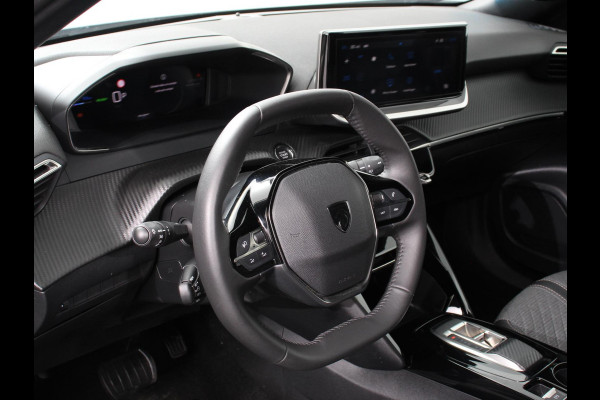 Peugeot e-2008 EV Allure Pack 54 kWh Navigatie Apple Carplay/Android Auto Climate Control Parkeer sensoren Lichtmetalen Velgen