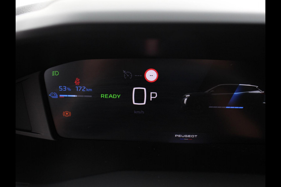 Peugeot e-2008 EV Allure Pack 54 kWh Navigatie Apple Carplay/Android Auto Climate Control Parkeer sensoren Lichtmetalen Velgen
