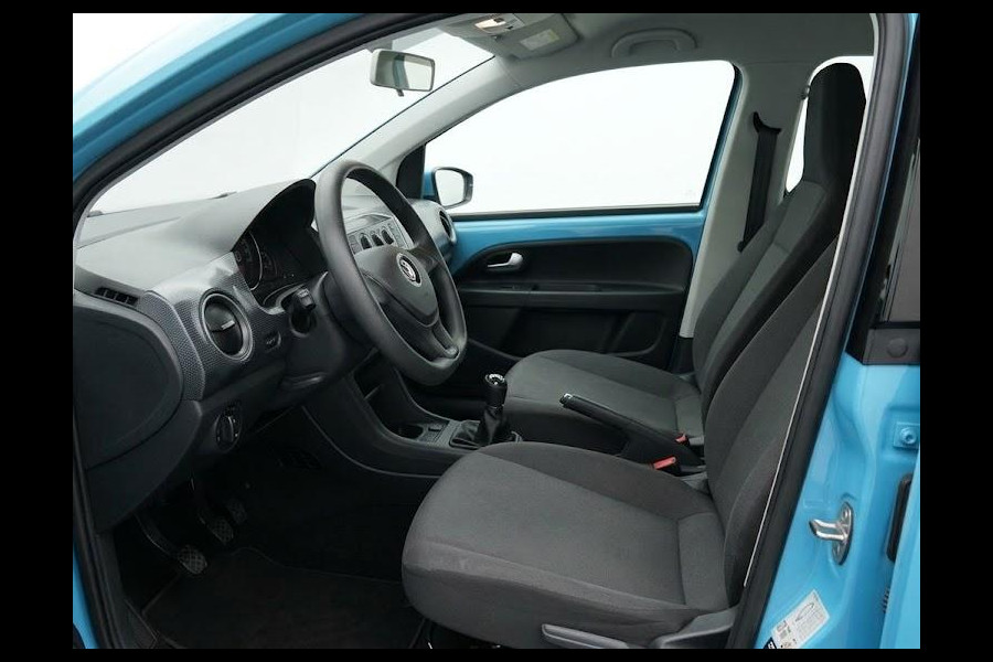 Volkswagen up! 1.0 Move 65pk | Arconditioning (automatisch) | Stoelverwarming | Verwarmbare voorstoelen | Achteruitrij camera