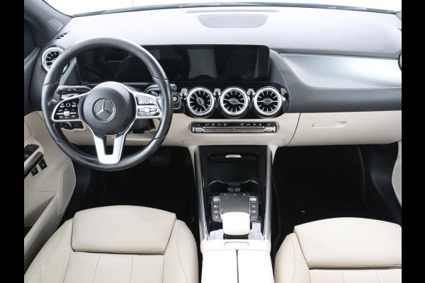 Mercedes-Benz B-klasse250 e Business Solution Luxury Limited | SOH 93,0% | Leder | Stoelverwarming | Adaptive cruise | Carplay | Camera | Park assist | Sfeerverlichting | Elektrische achterlep | Trekhaak