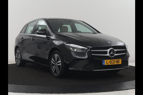 Mercedes-Benz B-klasse250 e Business Solution Luxury Limited | SOH 93,0% | Leder | Stoelverwarming | Adaptive cruise | Carplay | Camera | Park assist | Sfeerverlichting | Elektrische achterlep | Trekhaak