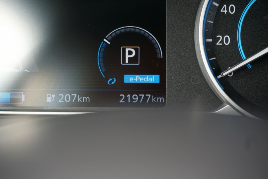 Nissan Leaf N-Connecta 39 kWh 360 CAMERA | WARMTEPOMP | LUXE UITVOERING!!
