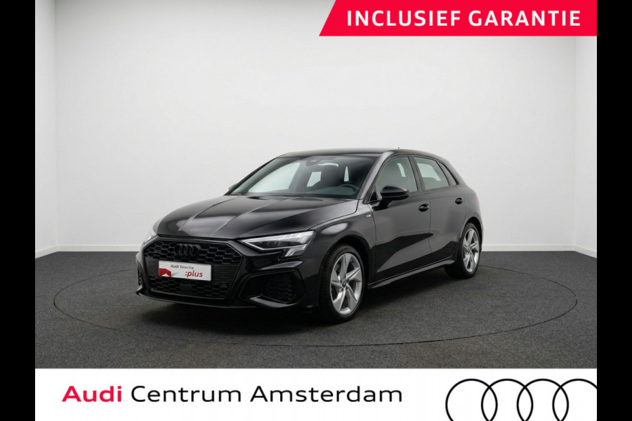 Audi A3 Sportback 30 TFSI S edition 110PK | S-line in & exterieur | Trekhaak | Stoelverwarming |
