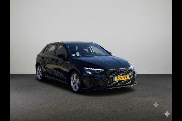 Audi A3 Sportback 30 TFSI S edition 110PK | S-line in & exterieur | Trekhaak | Stoelverwarming |