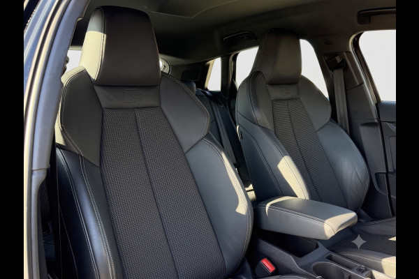 Audi A3 Sportback 30 TFSI S edition 110PK | S-line in & exterieur | Trekhaak | Stoelverwarming |