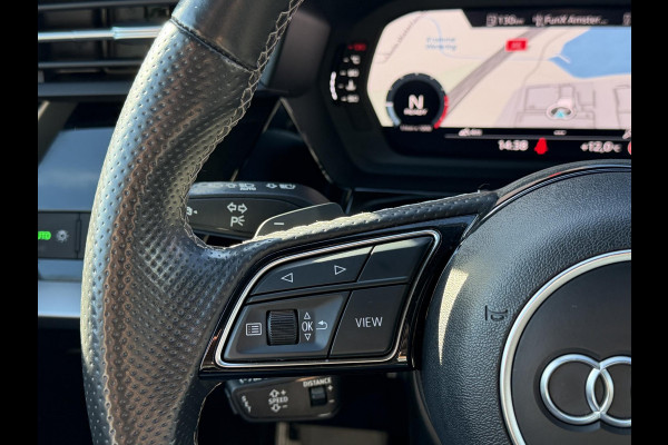 Audi A3 Sportback 30 TFSI S edition 110PK | S-line in & exterieur | Trekhaak | Stoelverwarming |