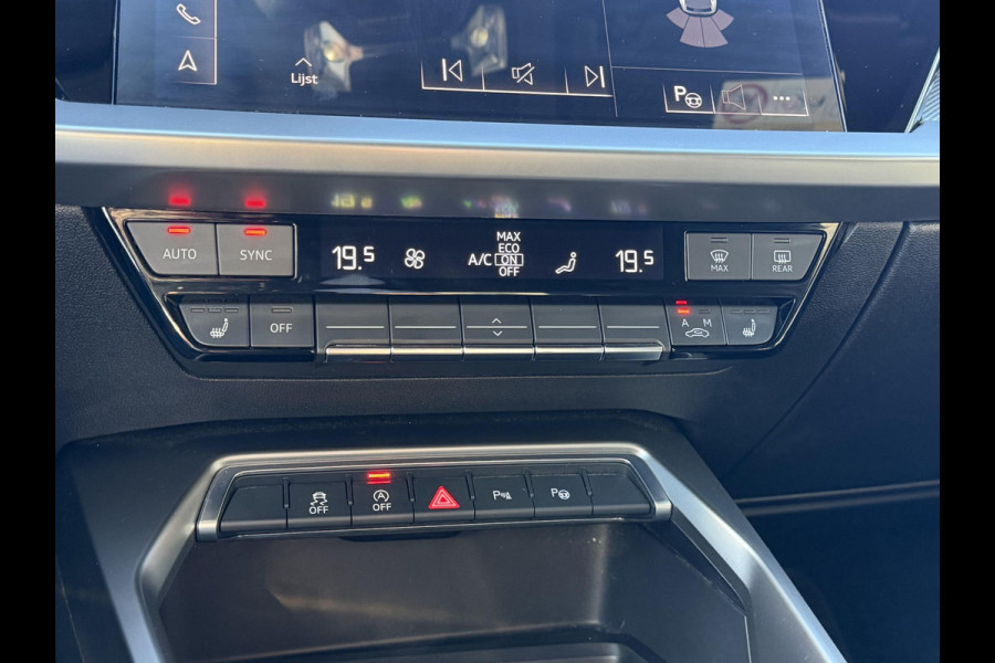 Audi A3 Sportback 30 TFSI S edition 110PK | S-line in & exterieur | Trekhaak | Stoelverwarming |