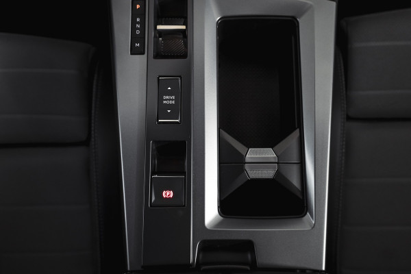 Opel Grandland 1.2 Turbo Hybrid GS | Dig. Cockpit | Adapt. Cruise | Stoel-+Stuurverw. | PDC | Camera | NAV + App. Connect | LM 19" | 3150