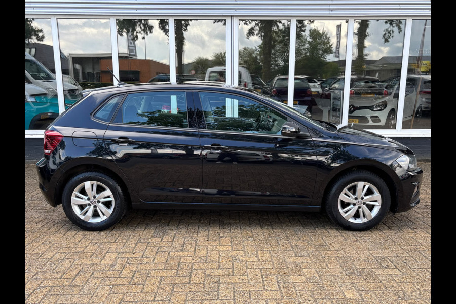 Volkswagen Polo 1.0 Highline | Apple Carplay | Stoelverwarming | Parkeersensoren | Navi