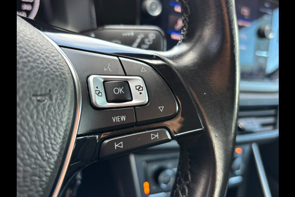Volkswagen Polo 1.0 Highline | Apple Carplay | Stoelverwarming | Parkeersensoren | Navi