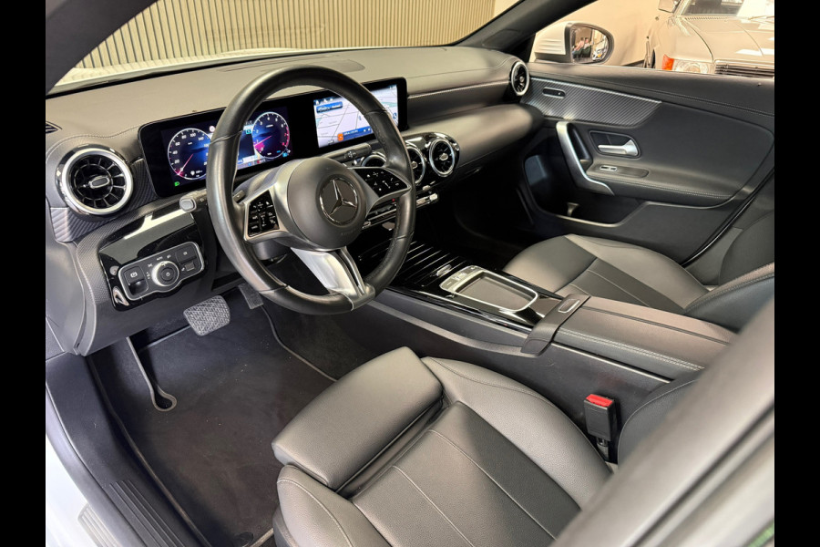 Mercedes-Benz CLA-Klasse CLA 200 Star Edition Luxury Line NAVI LED CLIMATE CRUISE CONTROL CAM