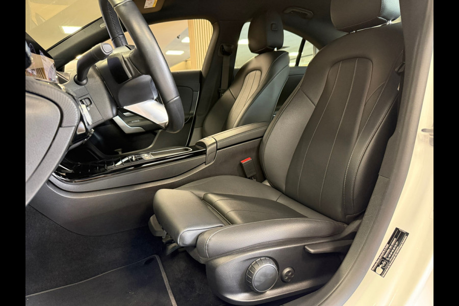 Mercedes-Benz CLA-Klasse CLA 200 Star Edition Luxury Line NAVI LED CLIMATE CRUISE CONTROL CAM