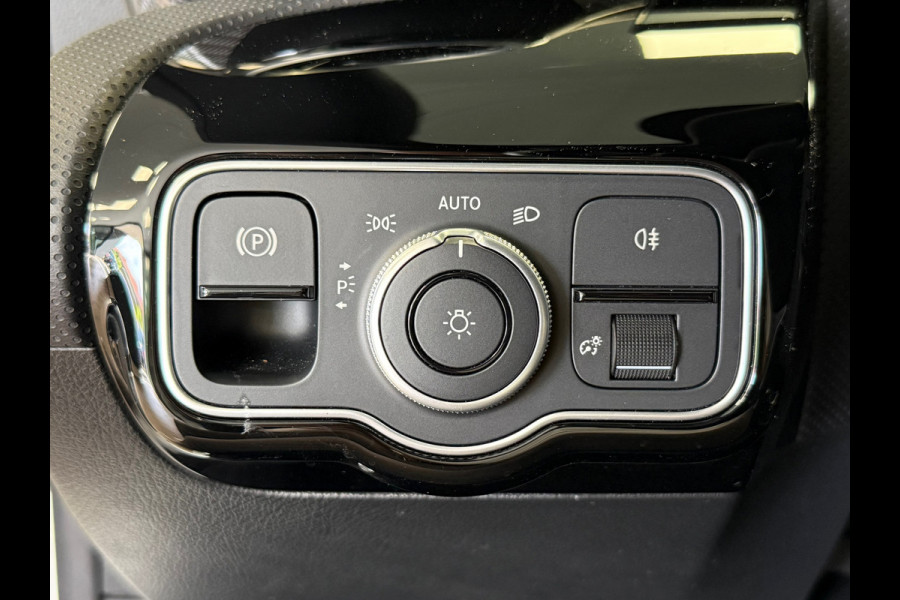 Mercedes-Benz CLA-Klasse CLA 200 Star Edition Luxury Line NAVI LED CLIMATE CRUISE CONTROL CAM