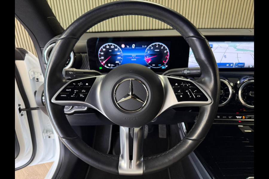 Mercedes-Benz CLA-Klasse CLA 200 Star Edition Luxury Line NAVI LED CLIMATE CRUISE CONTROL CAM