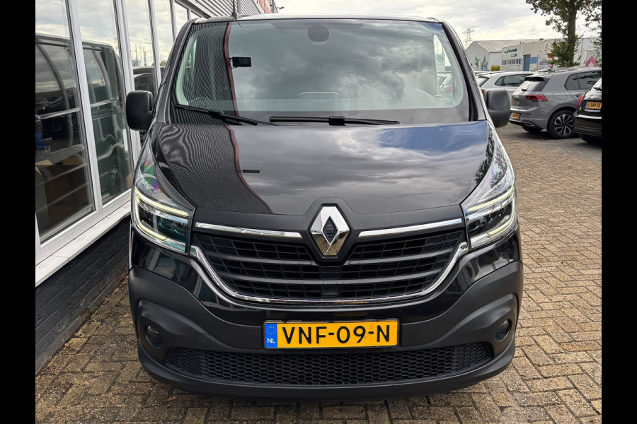 Renault Trafic 2.0 dCi 145 T29 L2H1 Comfort | Trekhaak | 3 Zitplaatsen | Achterruitrij Camera | Bluetooth