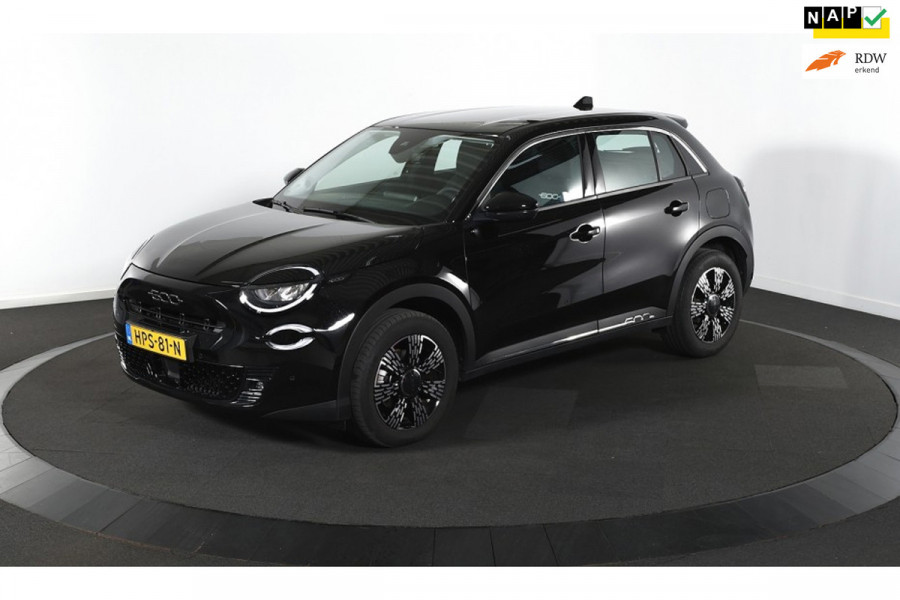Fiat 600 1.2 Hybrid Urban FULL OPTIONS!!