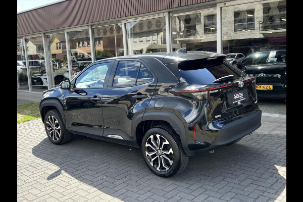 Toyota Yaris Cross 1.5 Hybrid Dynamic Plus | Dodehoekherkenning, Parkeersensoren, Stoel + Stuurverwarming, , Keyless, 17 inch, Smart connect