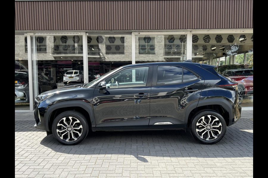 Toyota Yaris Cross 1.5 Hybrid Dynamic Plus | Dodehoekherkenning, Parkeersensoren, Stoel + Stuurverwarming, , Keyless, 17 inch, Smart connect