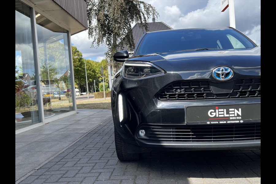 Toyota Yaris Cross 1.5 Hybrid Dynamic Plus | Dodehoekherkenning, Parkeersensoren, Stoel + Stuurverwarming, , Keyless, 17 inch, Smart connect