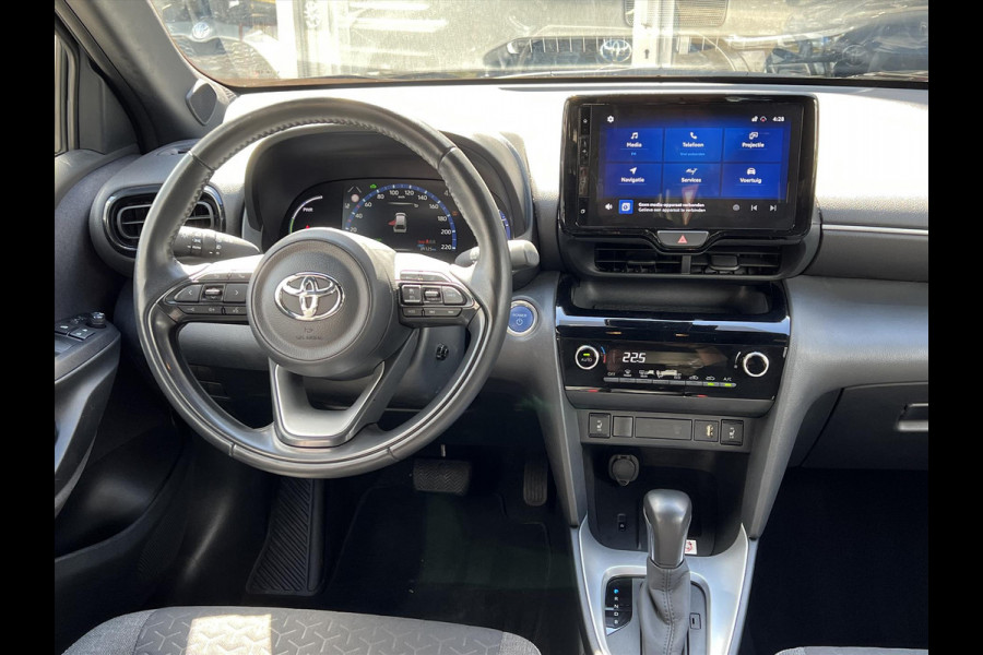 Toyota Yaris Cross 1.5 Hybrid Dynamic Plus | Dodehoekherkenning, Parkeersensoren, Stoel + Stuurverwarming, , Keyless, 17 inch, Smart connect