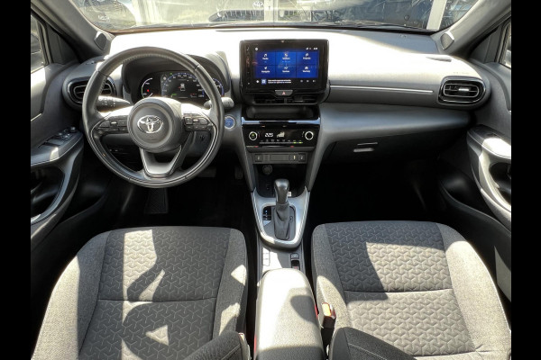 Toyota Yaris Cross 1.5 Hybrid Dynamic Plus | Dodehoekherkenning, Parkeersensoren, Stoel + Stuurverwarming, , Keyless, 17 inch, Smart connect