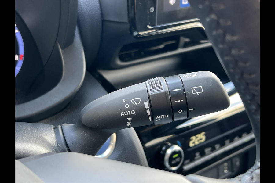 Toyota Yaris Cross 1.5 Hybrid Dynamic Plus | Dodehoekherkenning, Parkeersensoren, Stoel + Stuurverwarming, , Keyless, 17 inch, Smart connect