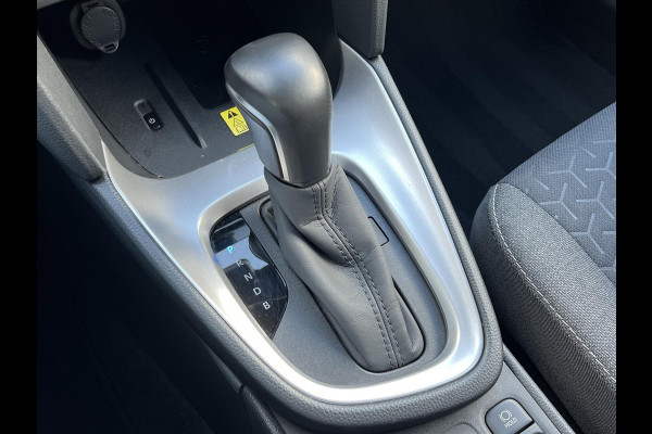 Toyota Yaris Cross 1.5 Hybrid Dynamic Plus | Dodehoekherkenning, Parkeersensoren, Stoel + Stuurverwarming, , Keyless, 17 inch, Smart connect