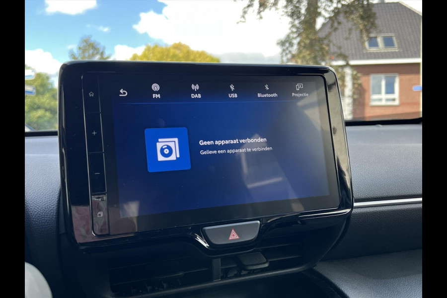 Toyota Yaris Cross 1.5 Hybrid Dynamic Plus | Dodehoekherkenning, Parkeersensoren, Stoel + Stuurverwarming, , Keyless, 17 inch, Smart connect