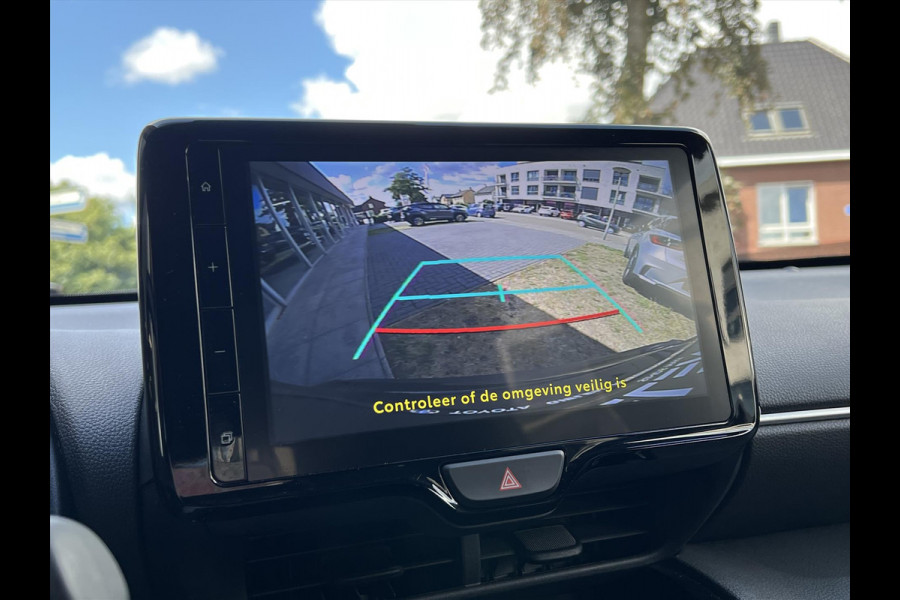 Toyota Yaris Cross 1.5 Hybrid Dynamic Plus | Dodehoekherkenning, Parkeersensoren, Stoel + Stuurverwarming, , Keyless, 17 inch, Smart connect